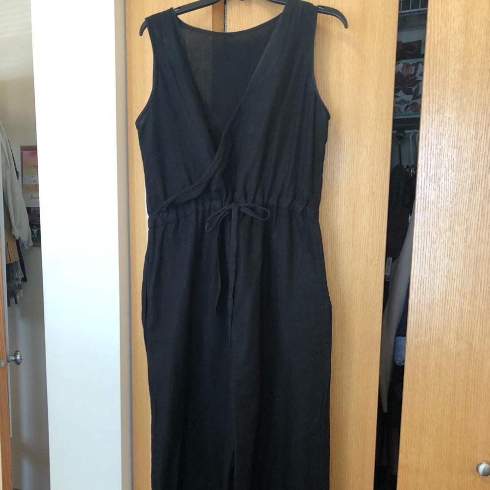 Esby Black Jumpsuit 100% Linen